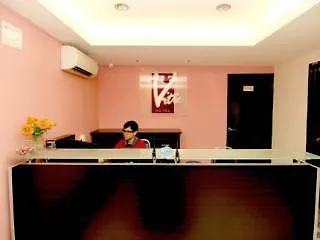 Vitro Hotel جوهر بهرو